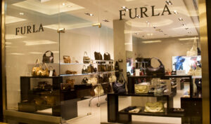 Furla stores across IRAN have GEOVISION DVR cards installed