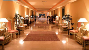 هتل داریوش در کیش از دوربین‌های IP برند Geovision استفاده می‌کند.